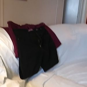 2pair of Gloria Vanderbilt